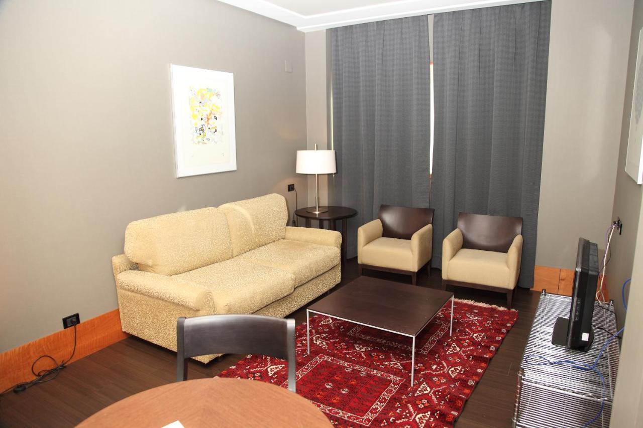 Gran Hotel Lakua Vitoria-Gasteiz Luaran gambar