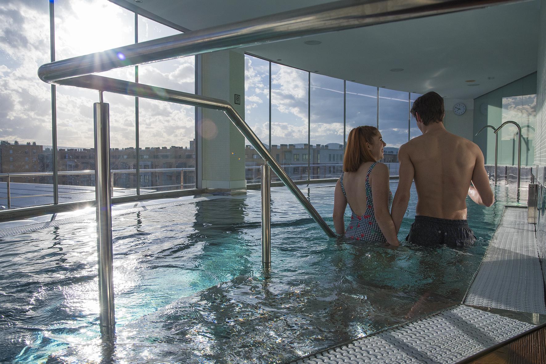Gran Hotel Lakua Vitoria-Gasteiz Luaran gambar The pool at the 2012 London Aquatics Centre