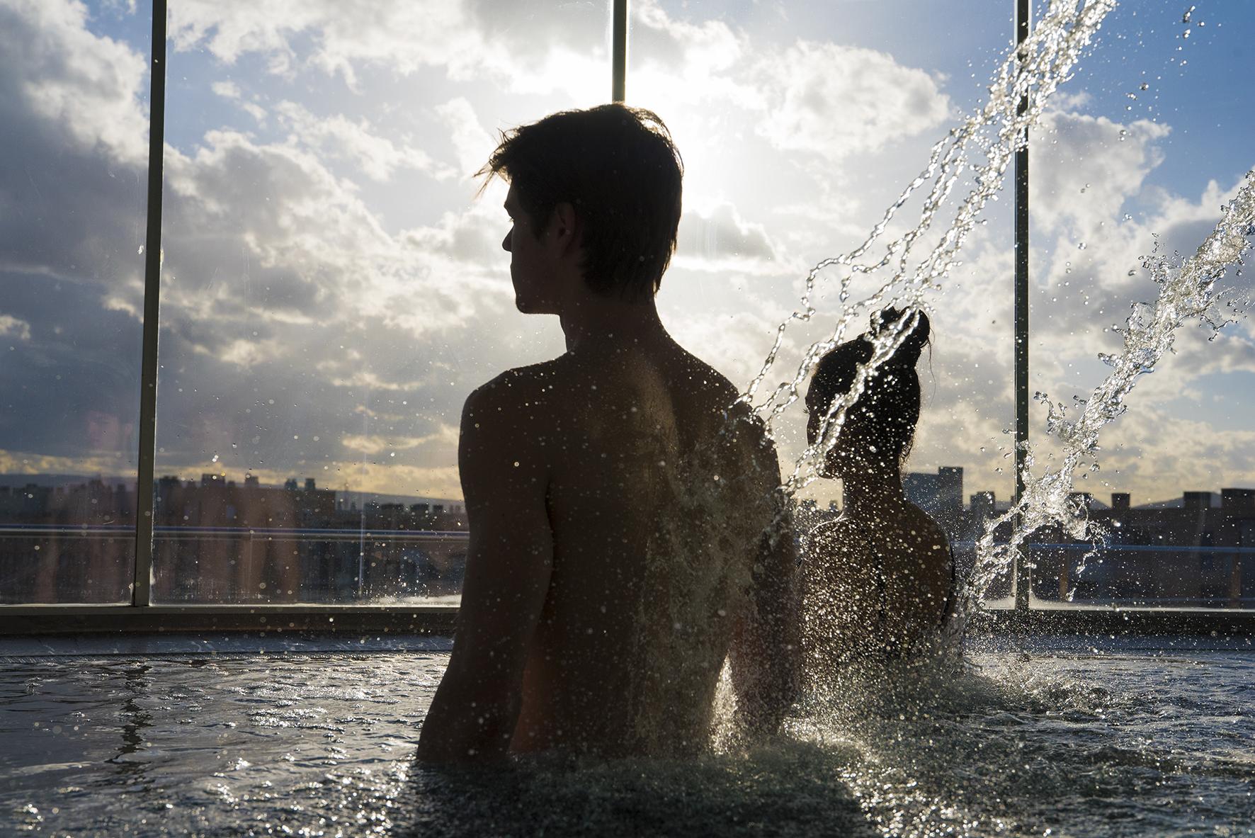 Gran Hotel Lakua Vitoria-Gasteiz Luaran gambar The rooftop pool at the Standard East Village