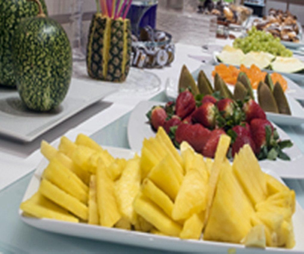 Gran Hotel Lakua Vitoria-Gasteiz Luaran gambar Pineapple